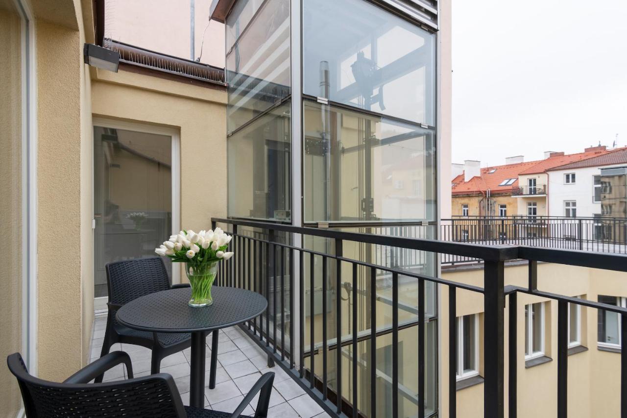 Kinsky Garden Apartments And Suites Prague Exterior photo